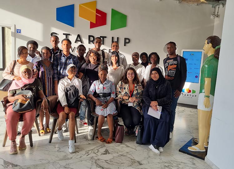 Visite des étudiants de l'Institut Supérieur Privé d'Administration des Entreprises De Tunis (IAE) au Startup Village